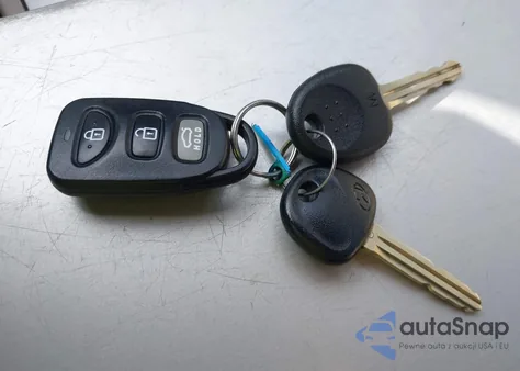 2018 Hyundai Elantra Sel from USA, damaged, VIN KMHD84LF2JU628097